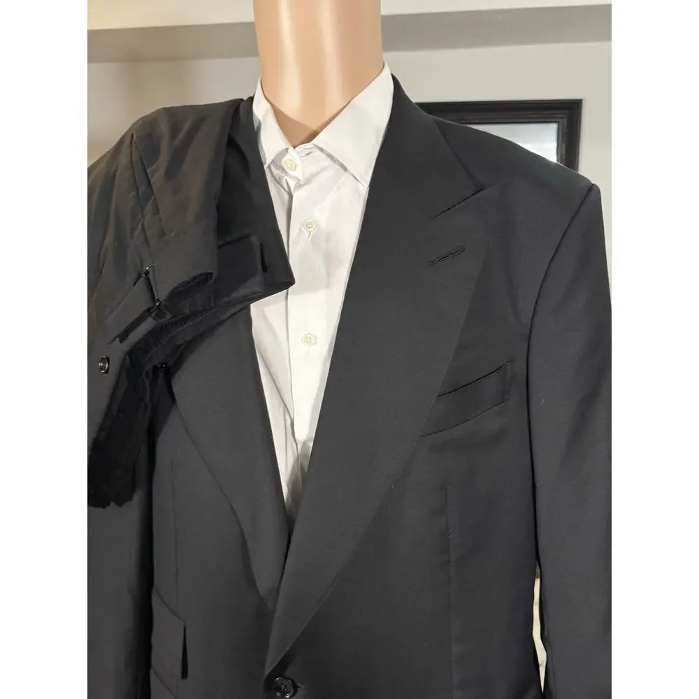 Tom Ford Black Wool Atticus 2 Piece Suit Peak Lapels 58R 48R US 40x30 EUC